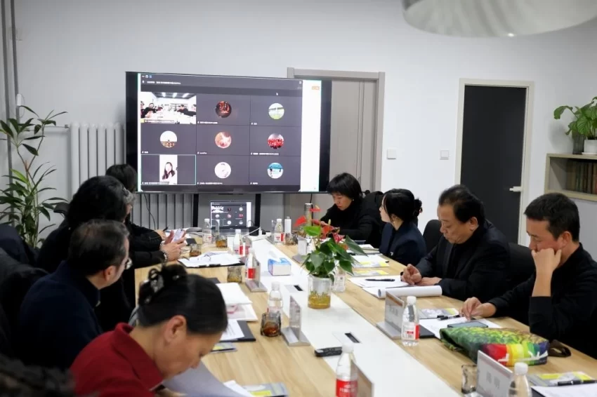 “纸语千年 艺韵华章”学术研讨会举行 共话纸本艺术国际传播新路径(图3) “纸语千年 艺韵华章”学术研讨会举行,共话纸本艺术国际传播新路径(图3)