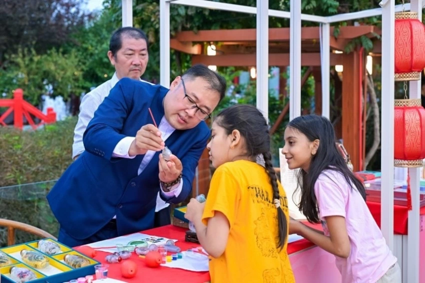 观坛赏月 珠连五洲——2026第九届北京红桥国际珍珠文化节正式启幕(图6)