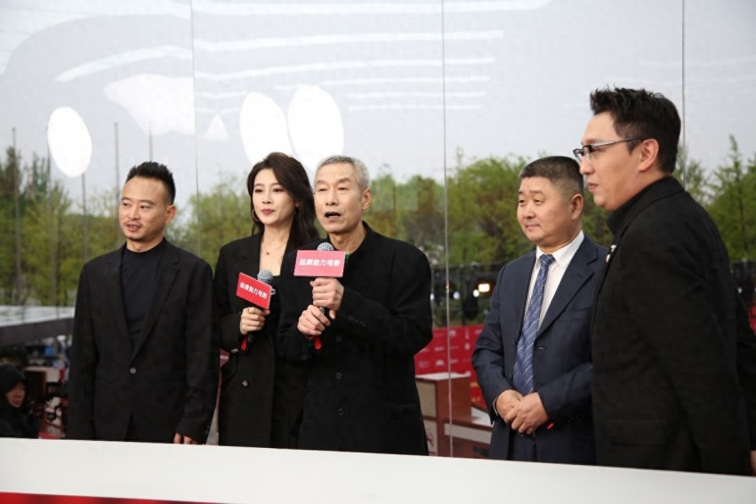构架中国电影与民族品牌之间的价值桥梁——“品牌助力电影”公益