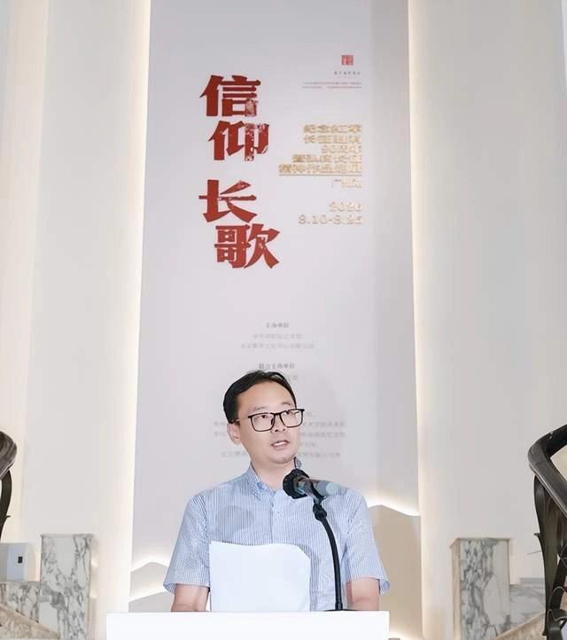 “信仰长歌”纪念红军长征胜利90周年暨弘扬长征精神作品巡展首展在岭南画派纪念馆开幕(图2) “信仰长歌”纪念红军长征胜利90周年暨弘扬长征精神作品巡展首展在岭南画派纪念馆开幕(图2)