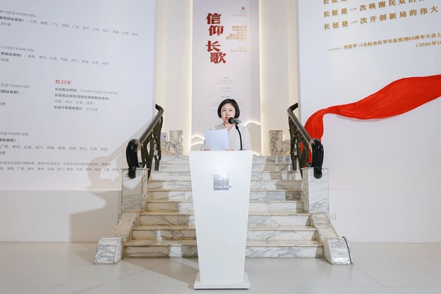 “信仰长歌”纪念红军长征胜利90周年暨弘扬长征精神作品巡展首展在岭南画派纪念馆开幕(图7) “信仰长歌”纪念红军长征胜利90周年暨弘扬长征精神作品巡展首展在岭南画派纪念馆开幕(图7)